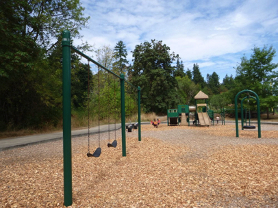Second playground with swings